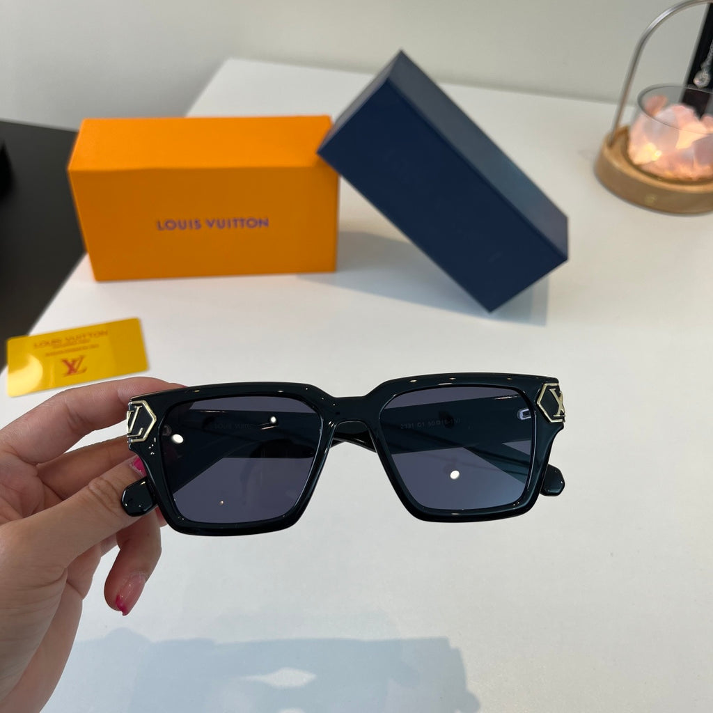 Louis Vuitton Fashion Black Lens Sunglasses for Men & Women - 493067 - detail image 6