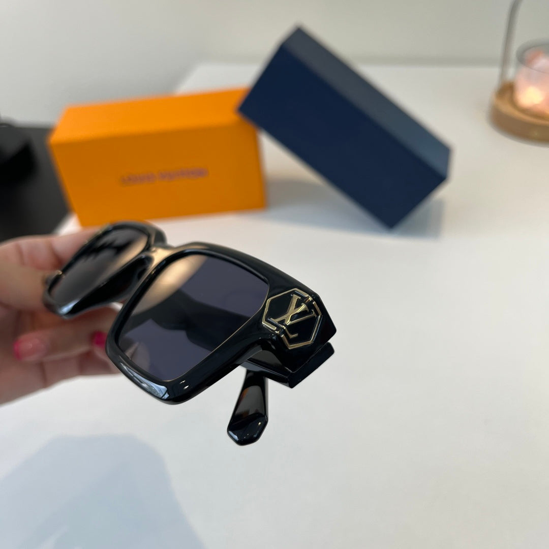 Louis Vuitton Fashion Black Lens Sunglasses for Men & Women - 448669 - detail image 7
