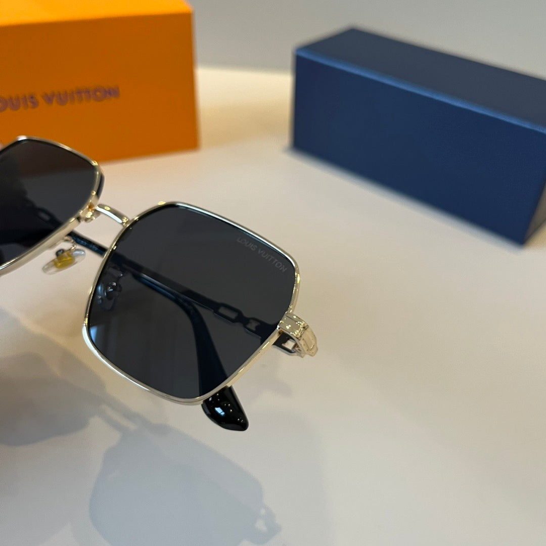 Louis Vuitton Fashion Silver Lens Sunglasses for Men & Women - 464783 - detail image 6