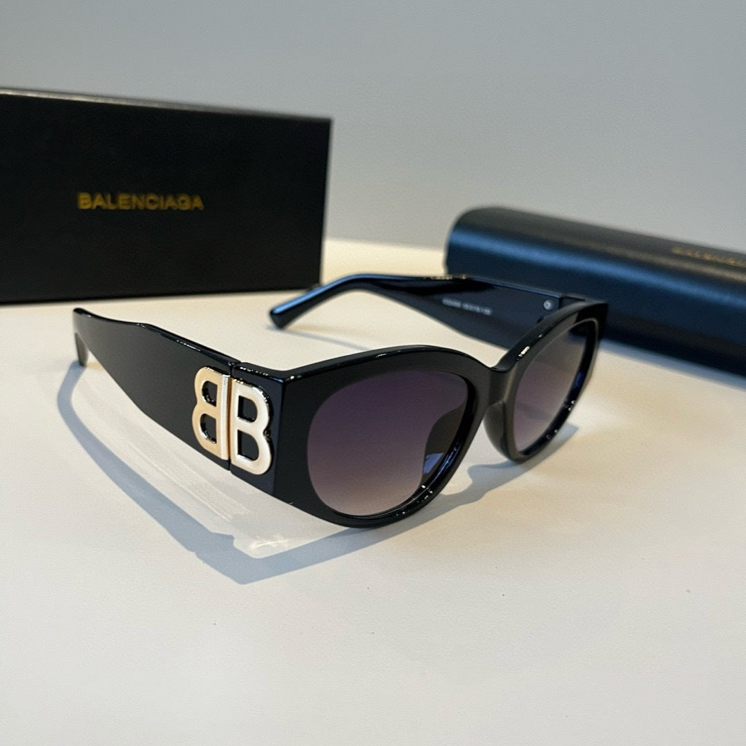 Balenciaga Rectangular Black Lens Sunglasses for Men & Women - 416093