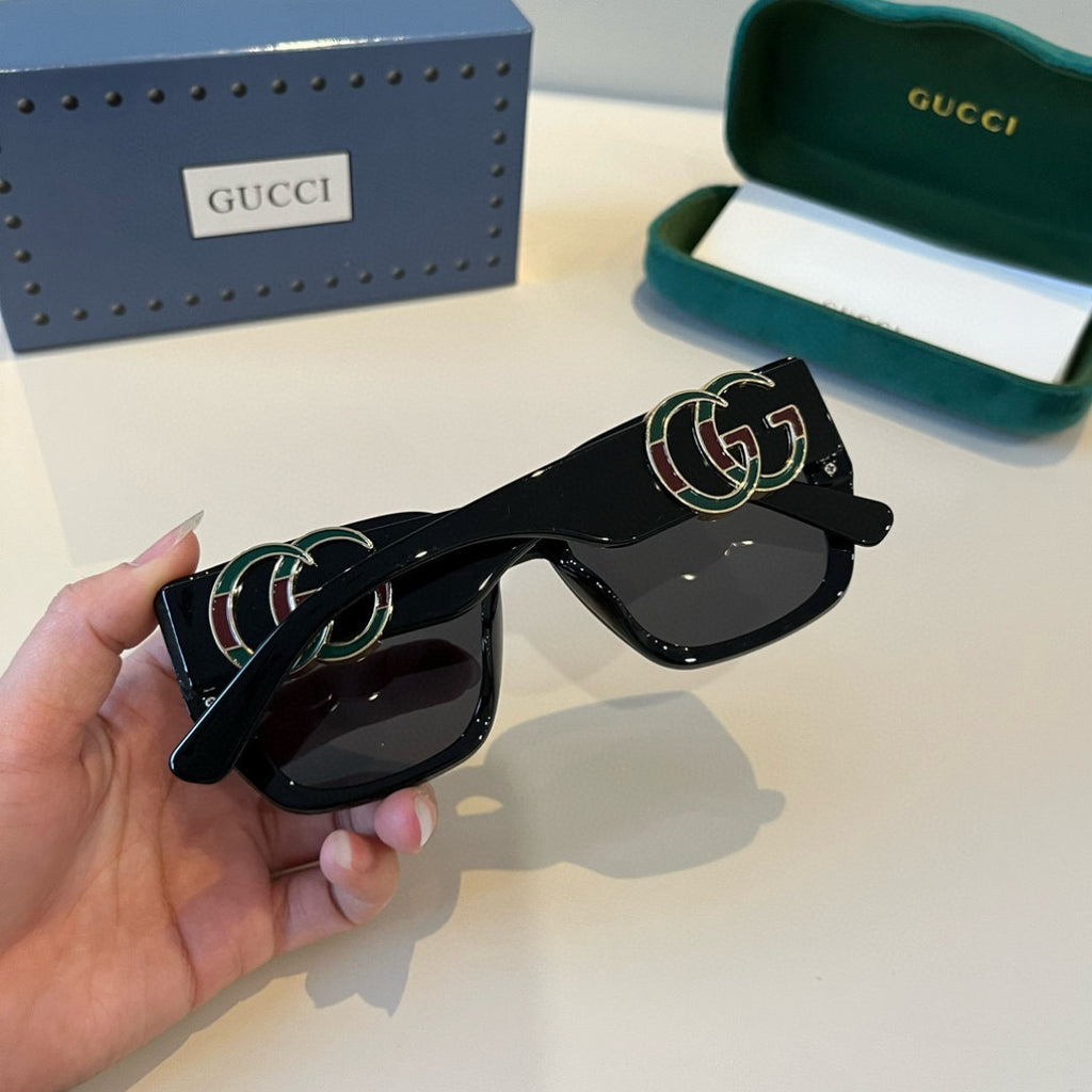 Gucci Oversized Black Lens Sunglasses for Men & Women - 464868 - detail image 5