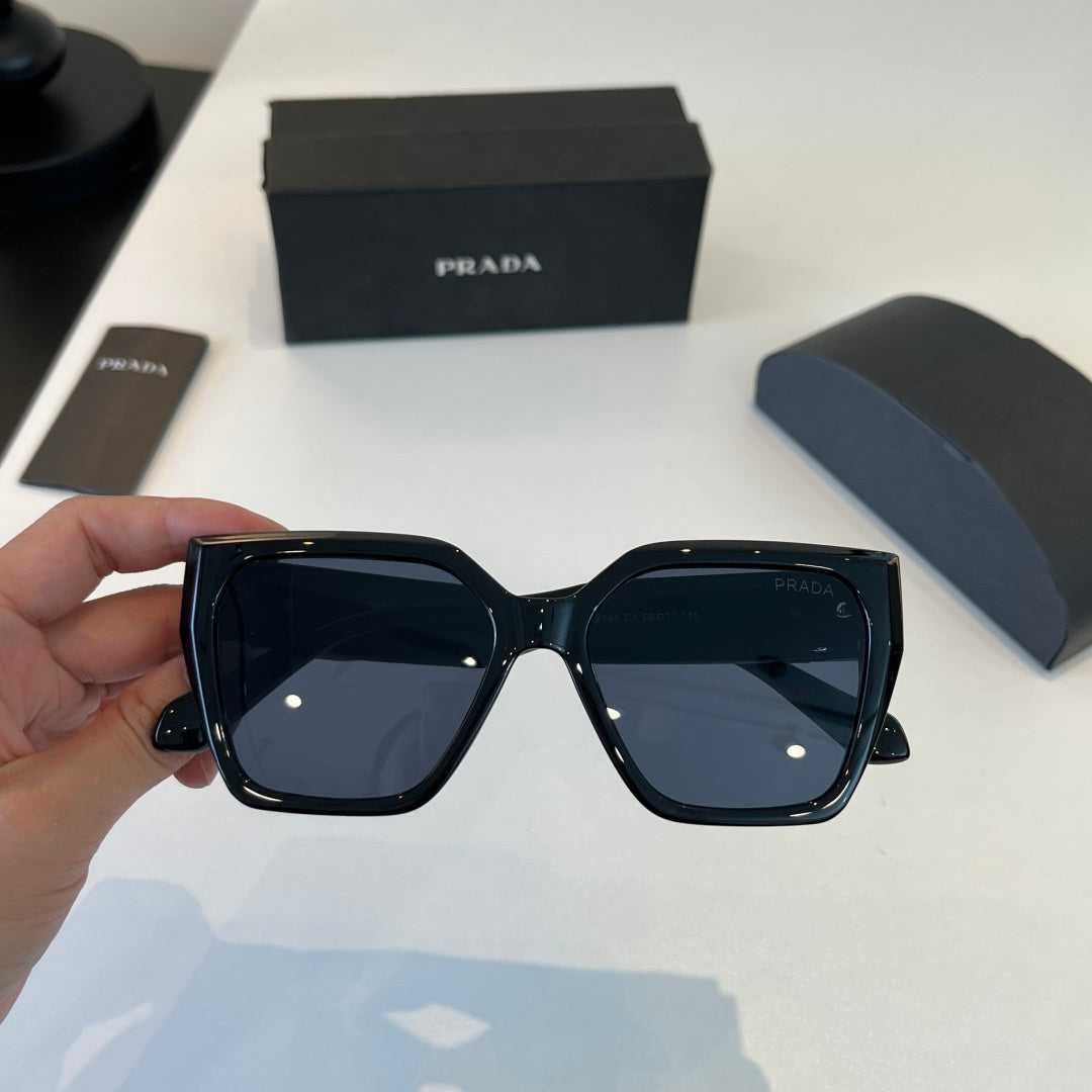 Prada Fashion Black Lens Sunglasses for Men & Women - 432043 - detail image 6