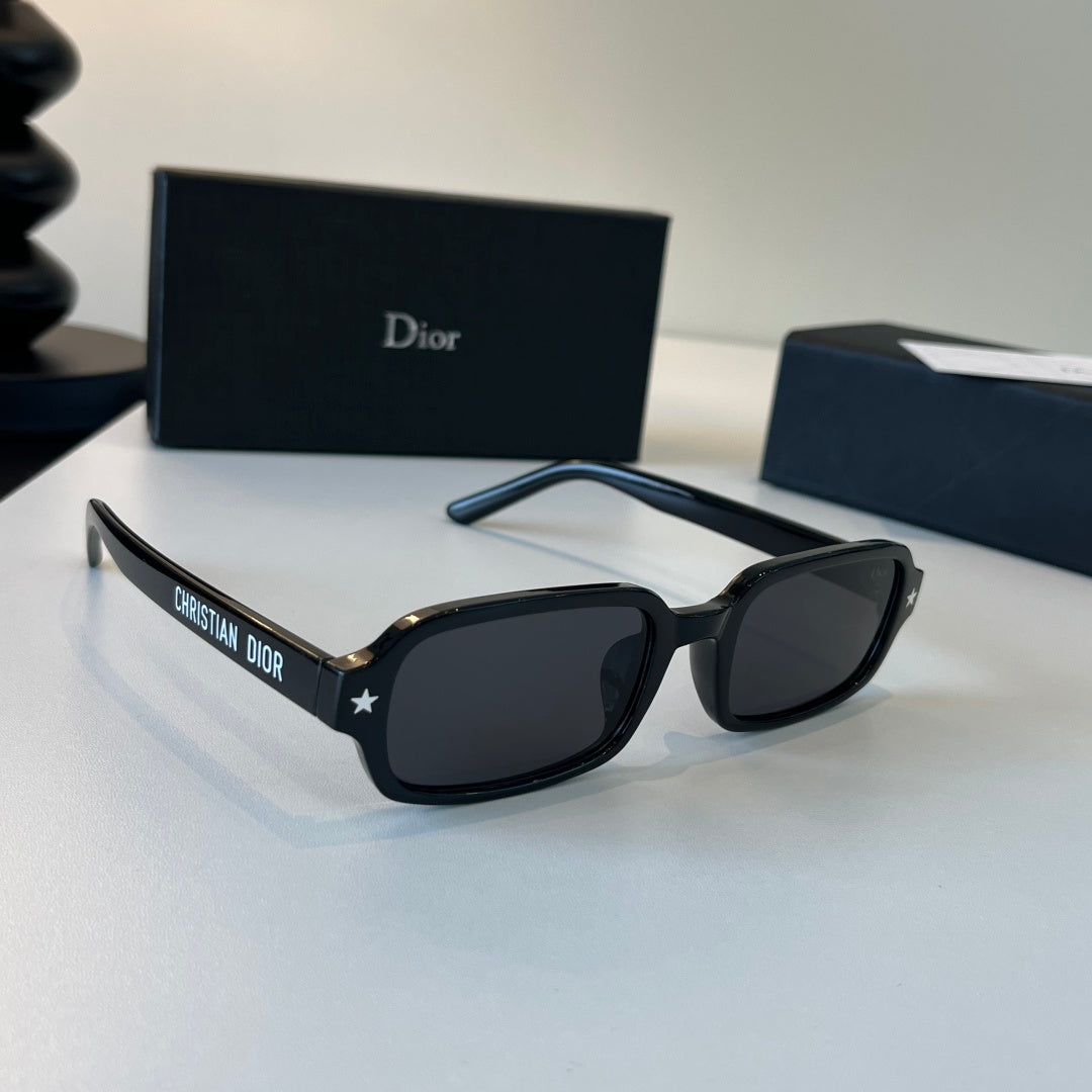 Dior Fashion Silver Lens Sunglasses for Men & Women - 486739