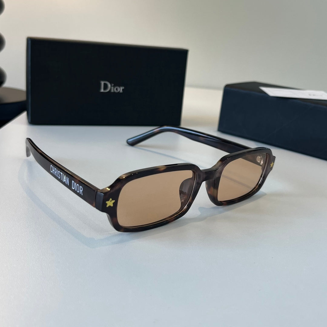 Dior Fashion Silver Lens Sunglasses for Men & Women - 486741