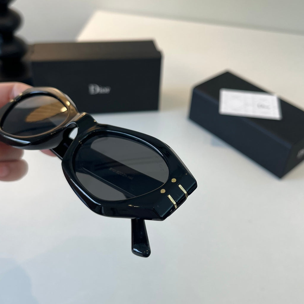Dior Fashion Black Lens Sunglasses for Men & Women - 415417 - detail image 7
