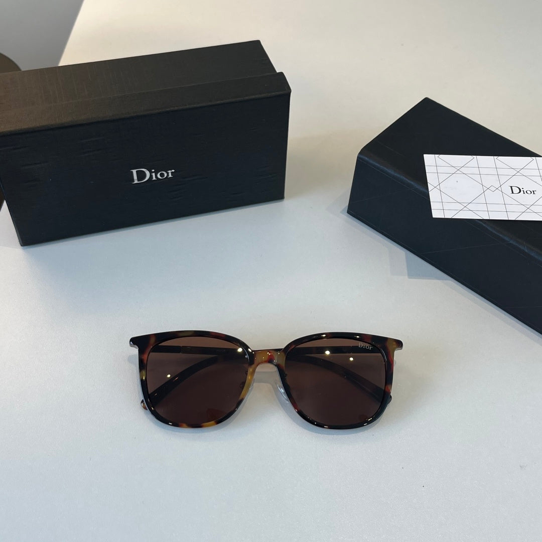 Dior Fashion Black Lens Sunglasses for Men & Women - 415422 - detail image 4