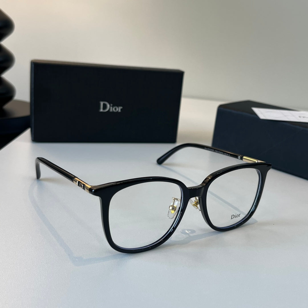 Dior Fashion Silver Lens Sunglasses for Men & Women - 415423