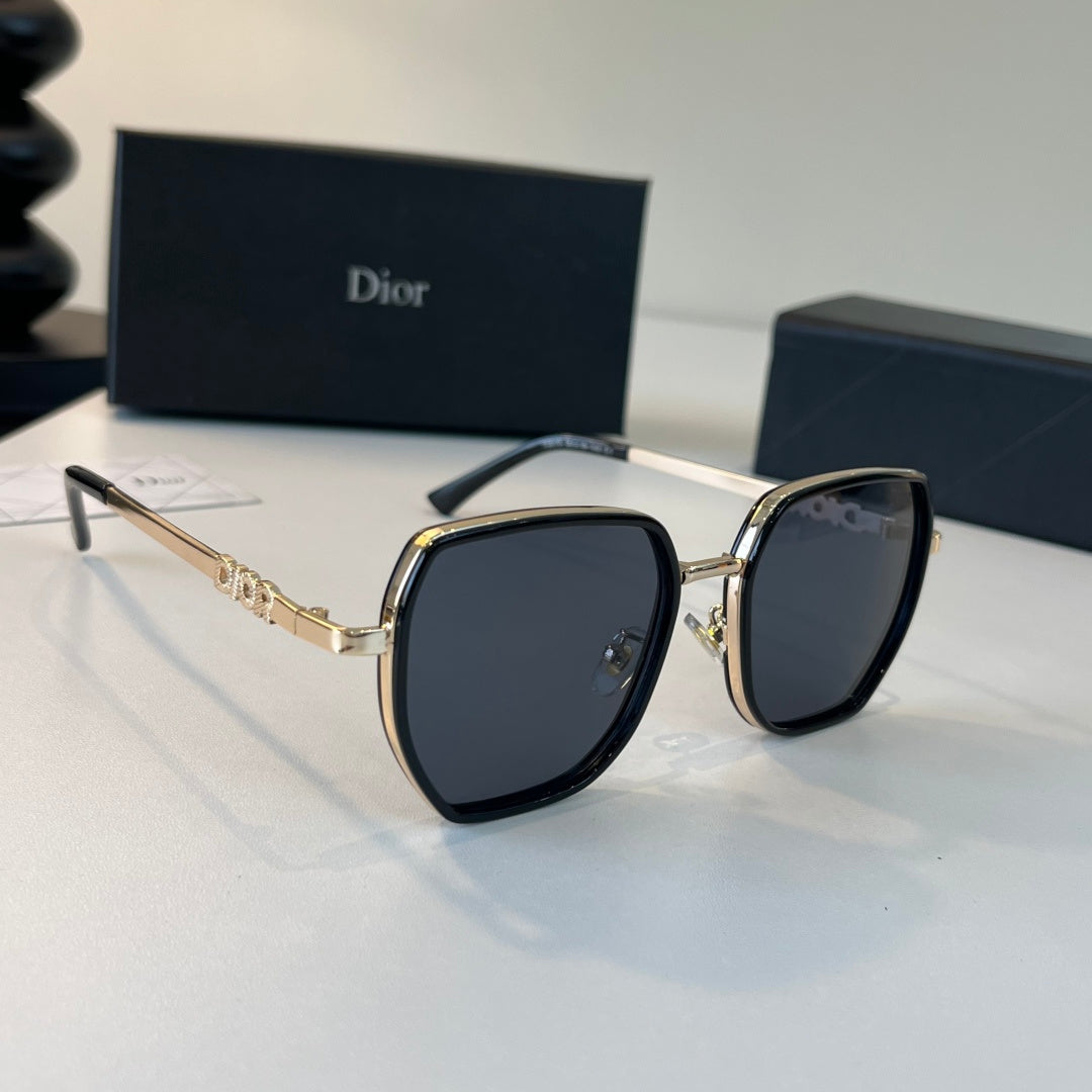 Dior Fashion Black Lens Sunglasses for Men & Women - 431800