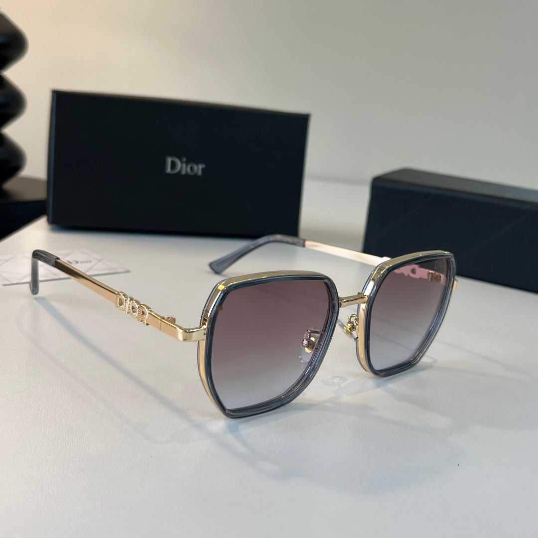 Dior Fashion Silver Lens Sunglasses for Men & Women - 358163
