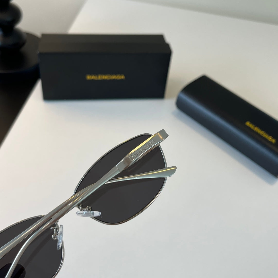 Balenciaga Rectangular Silver Lens Sunglasses for Men & Women - 358639 - detail image 7
