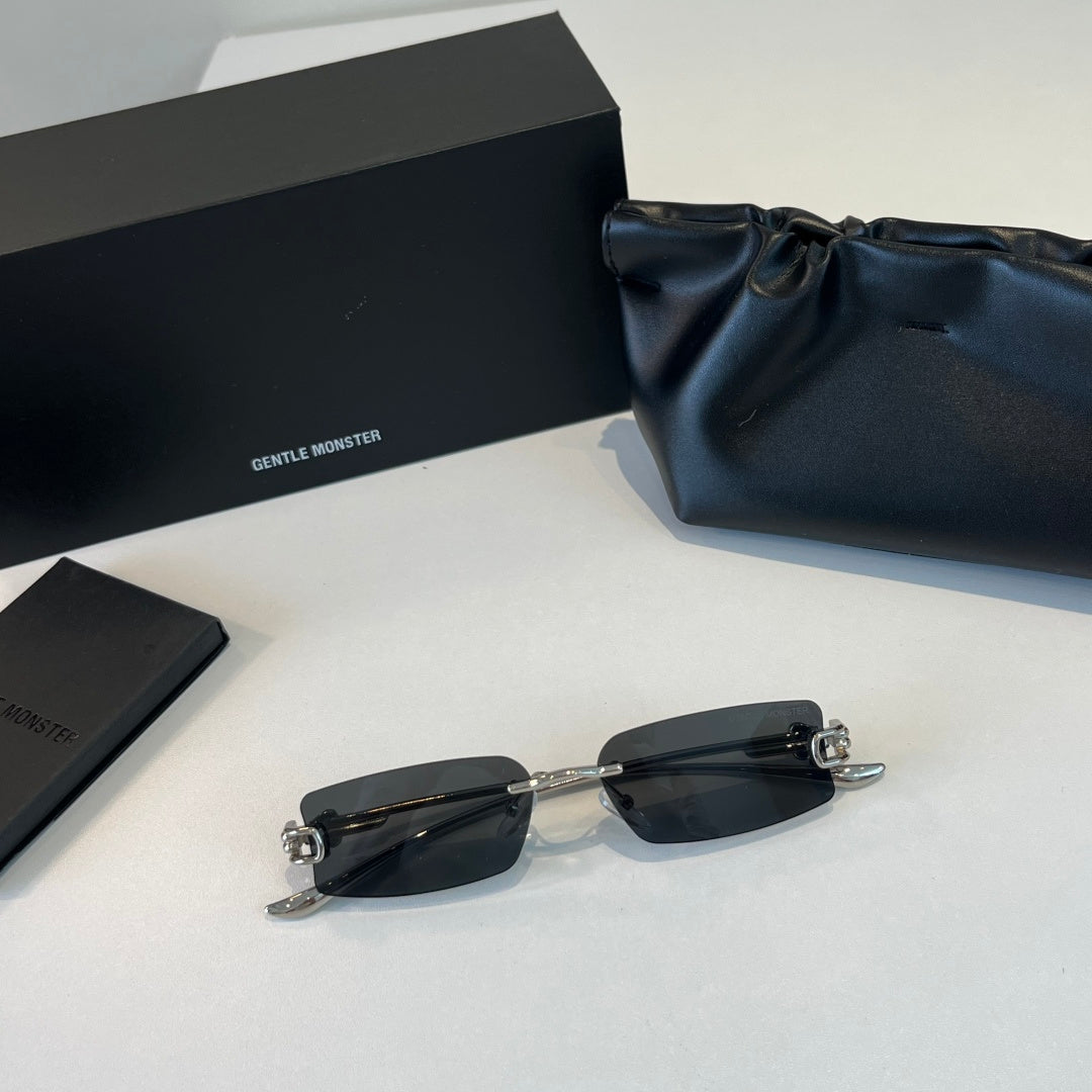 Gentle Monster Fashion Silver Lens Sunglasses for Men & Women - 432989 - detail image 4