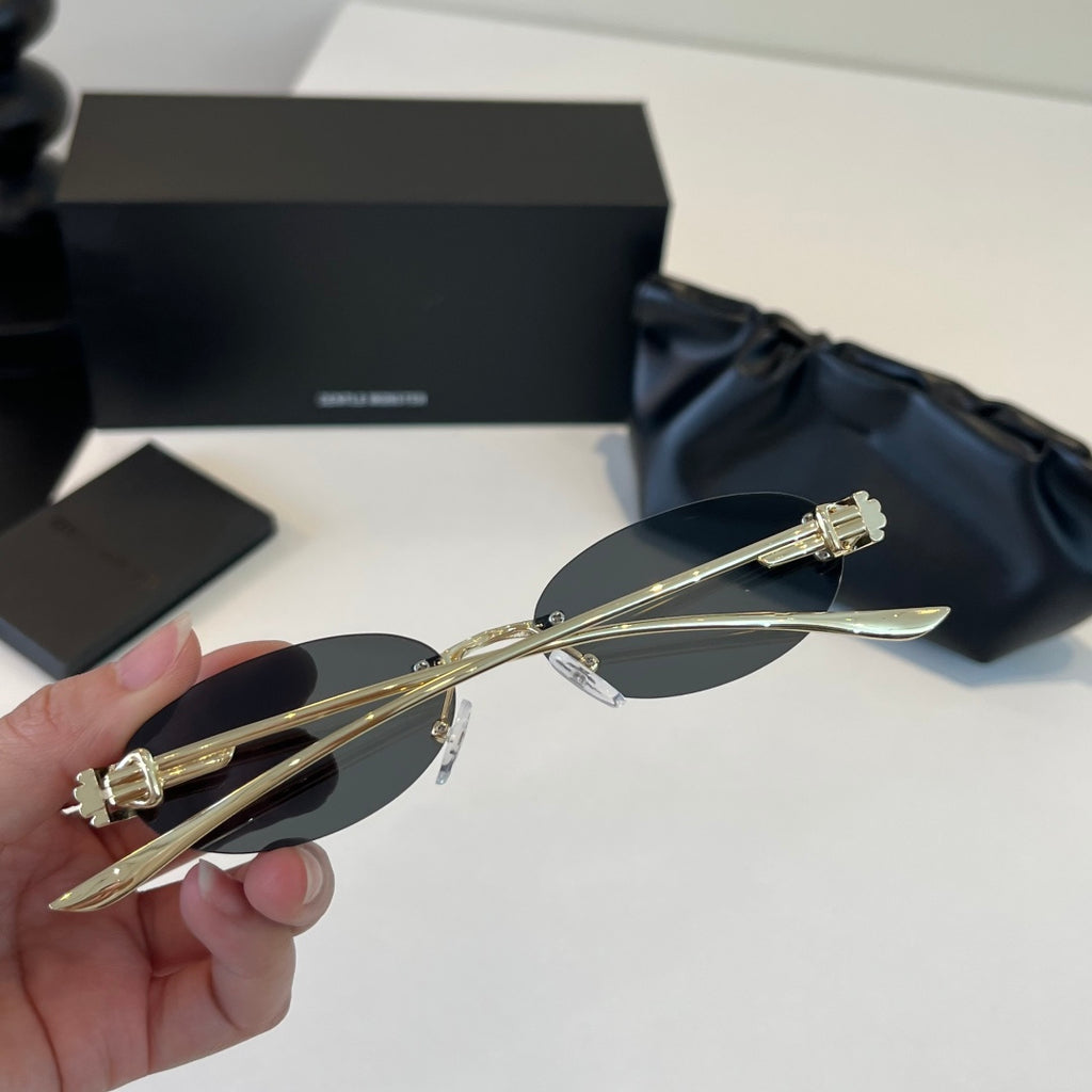 Gentle Monster Fashion Silver Lens Sunglasses for Men & Women - 416452 - detail image 8