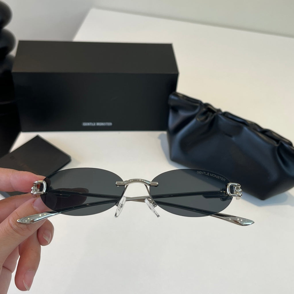 Gentle Monster Fashion Silver Lens Sunglasses for Men & Women - 432993 - detail image 5