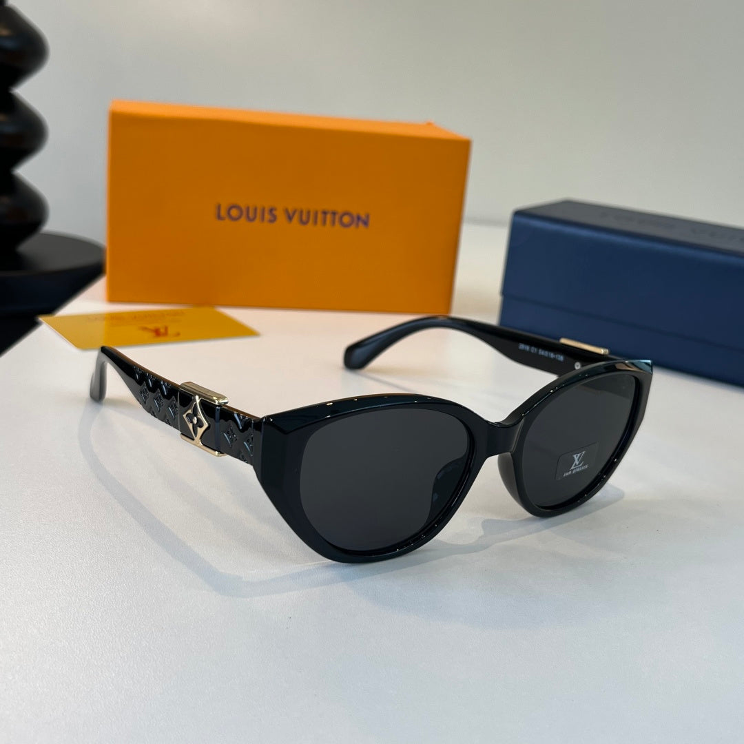 Louis Vuitton Fashion Black Lens Sunglasses for Men & Women - 431123
