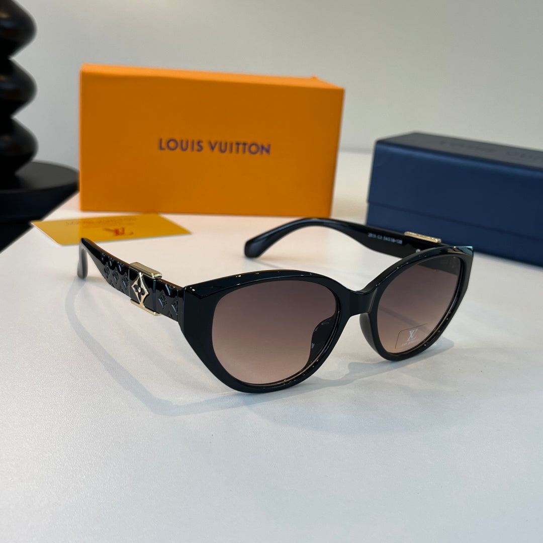 Louis Vuitton Fashion Silver Lens Sunglasses for Men & Women - 431124