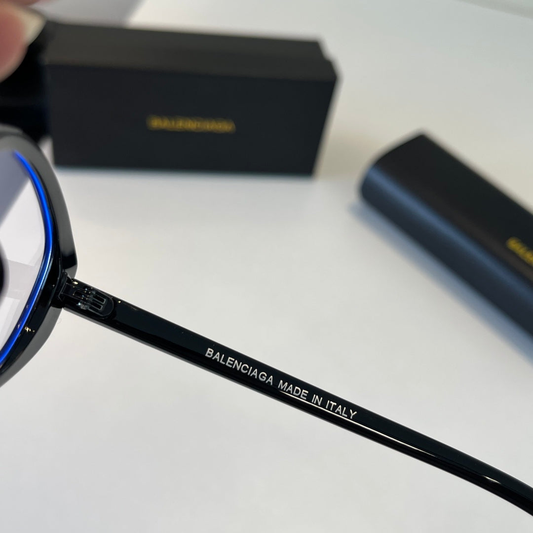 Balenciaga Rectangular Silver Lens Sunglasses for Men & Women - 416123 - detail image 10