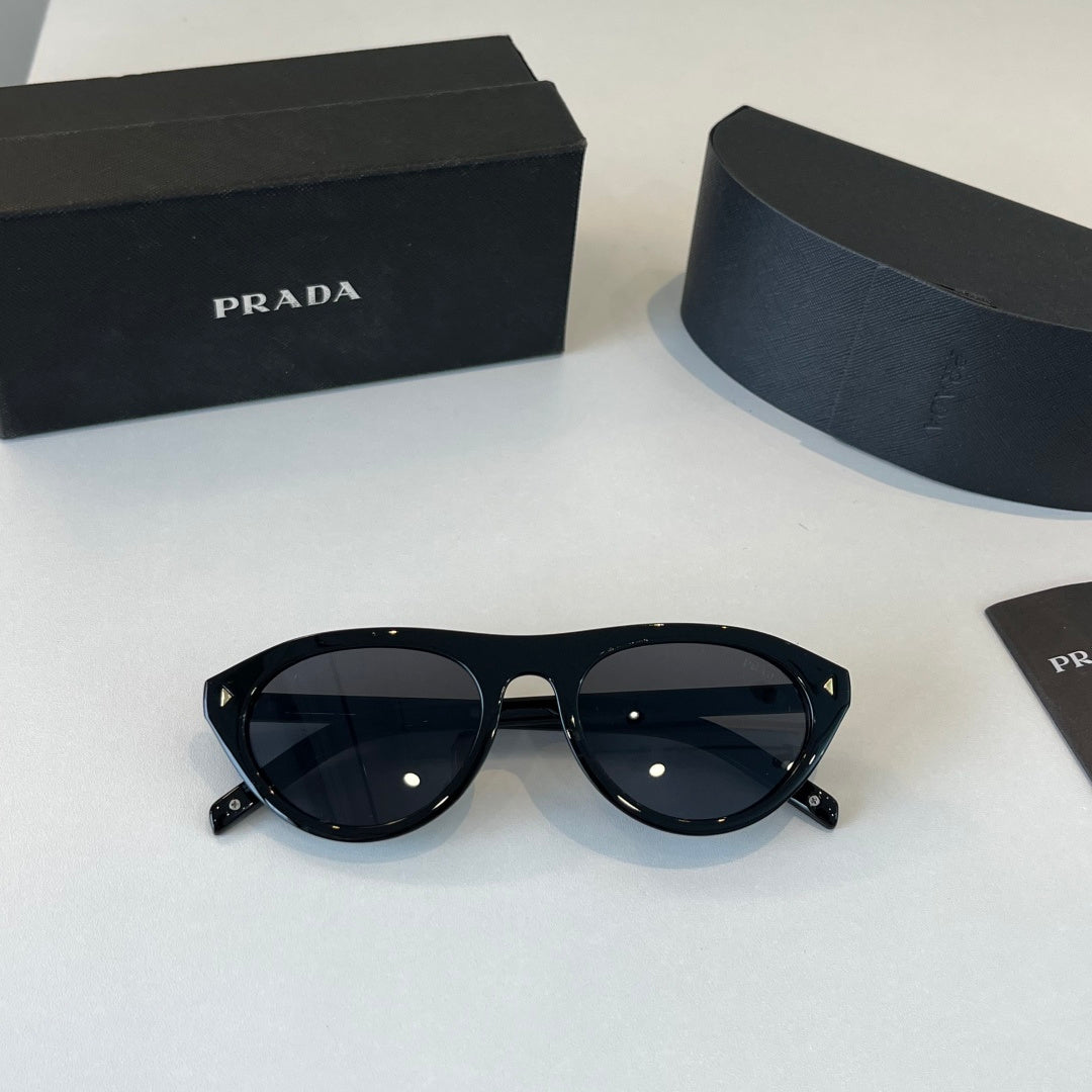 Prada Fashion Black Lens Sunglasses for Men & Women - 415718 - detail image 4