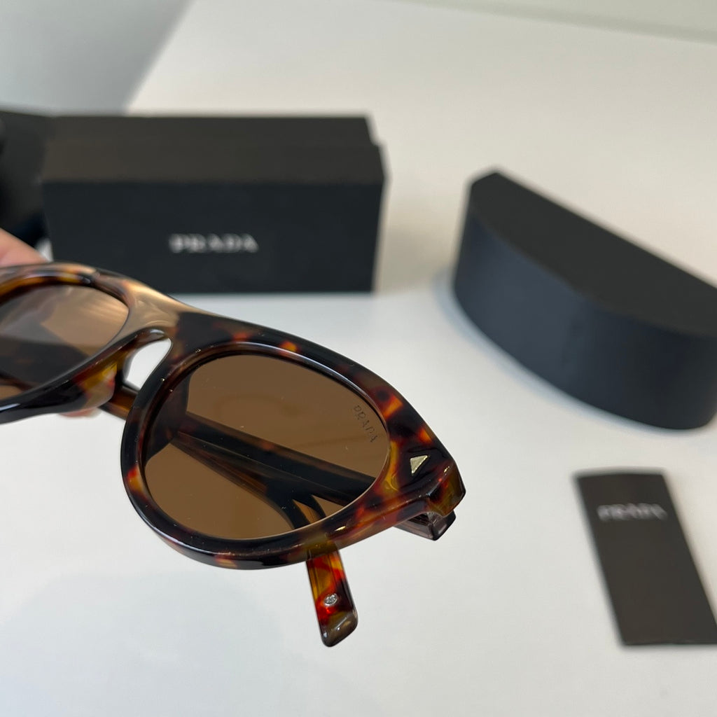 Prada Fashion Black Lens Sunglasses for Men & Women - 382732 - detail image 6