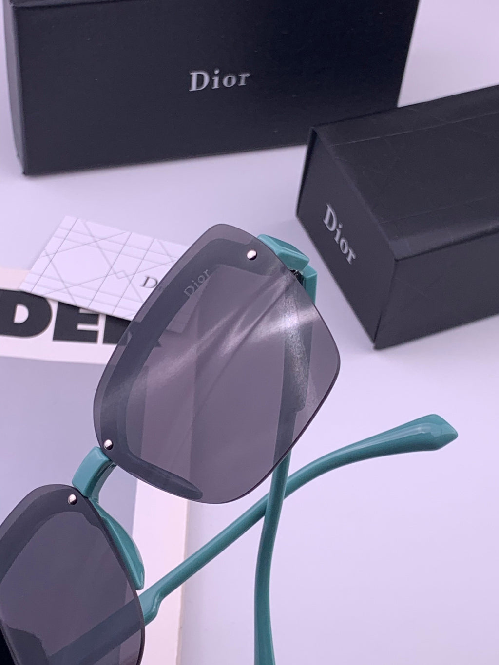 Dior D68000 Polarized Fashion Gold Lens Sunglasses for Men & Women - 358204 - detail image 3