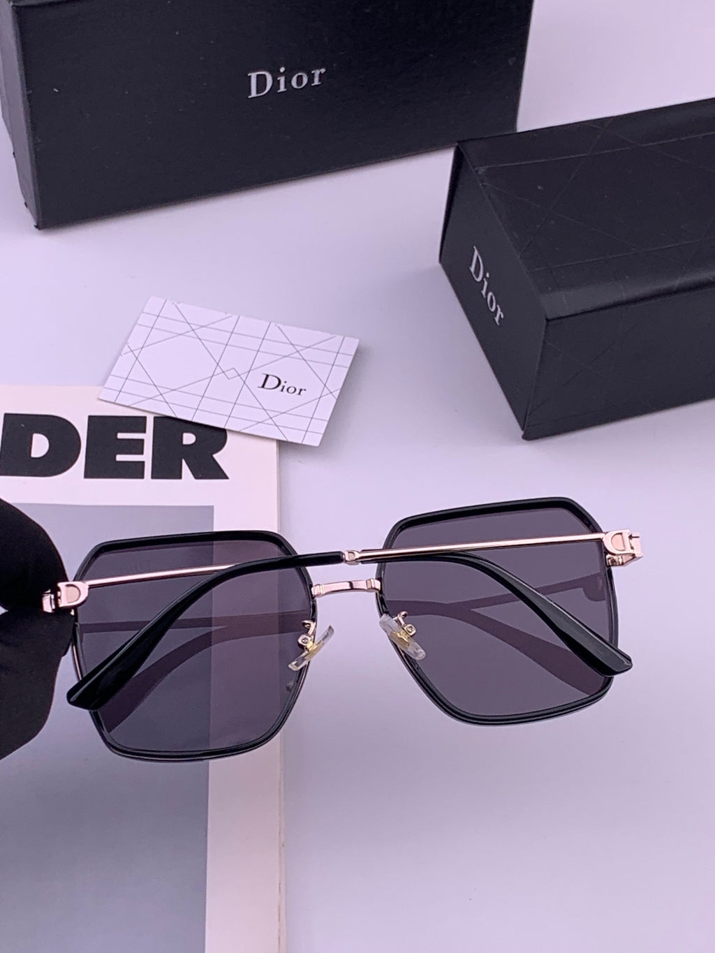 Dior D7635 Polarized Fashion Black Lens Sunglasses for Men & Women - 358200 - detail image 5