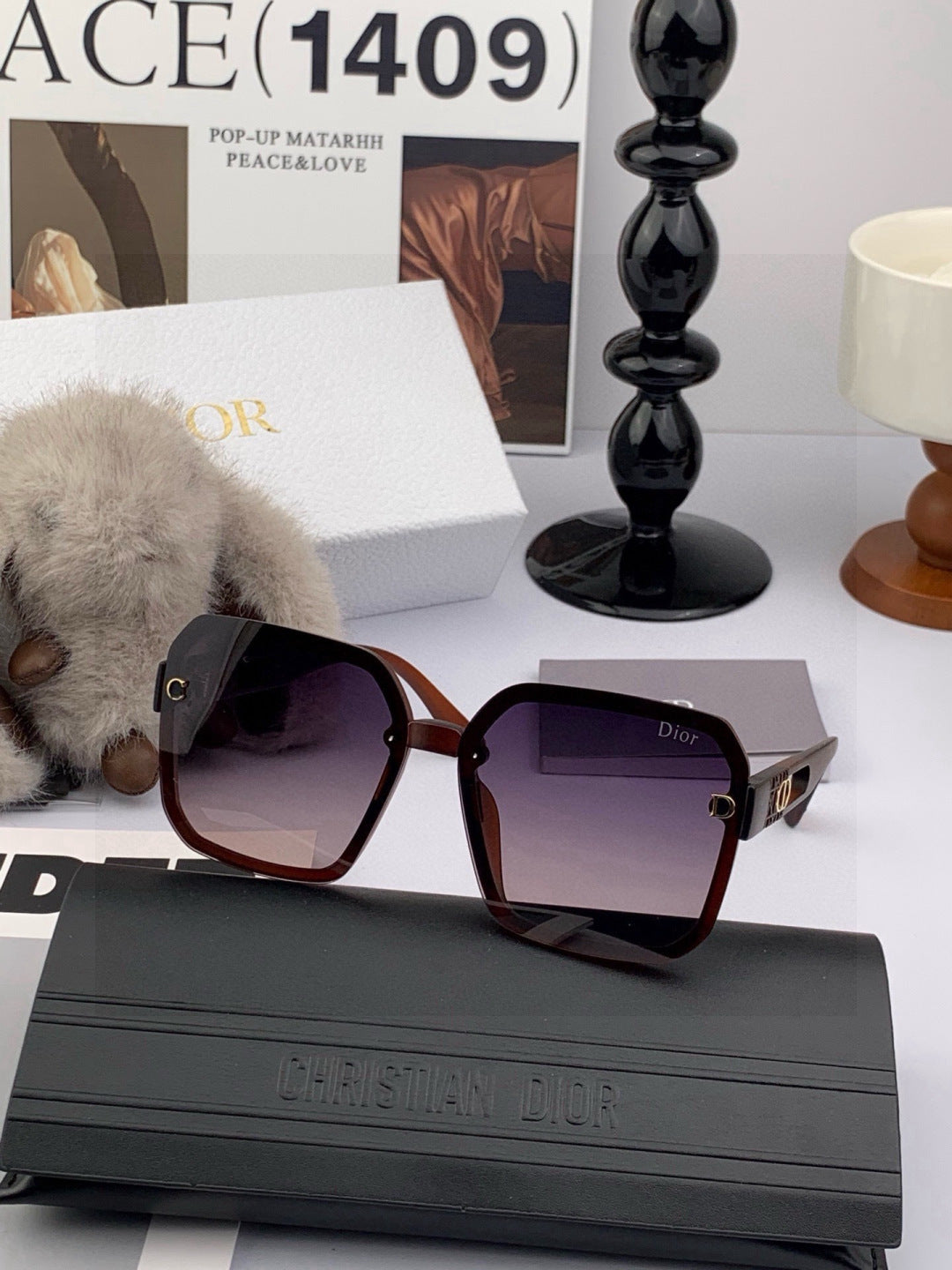 Dior CD3998 Polarized Fashion Red Lens Sunglasses for Men & Women - 358202 - detail image 3