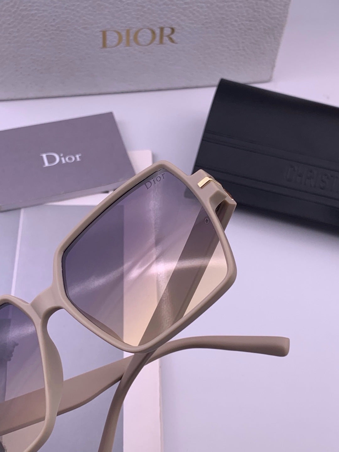 Dior CD4780 Polarized Square Purple Lens Sunglasses for Women - 371919 - detail image 5