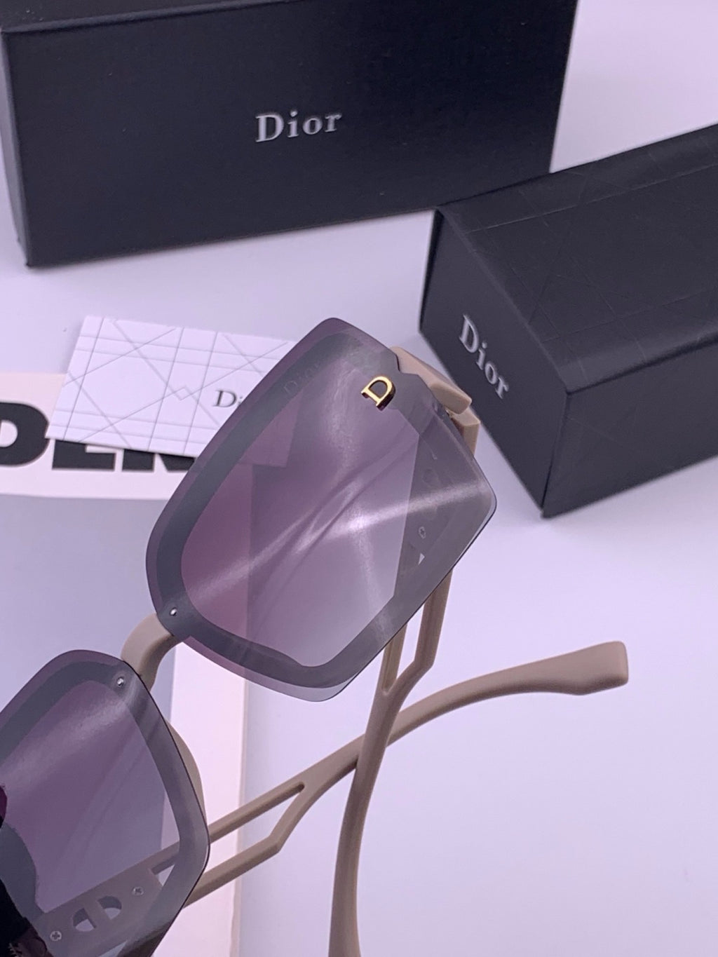 Dior D2292 Polarized Square Gold Lens Sunglasses for Men & Women - 371918 - detail image 4