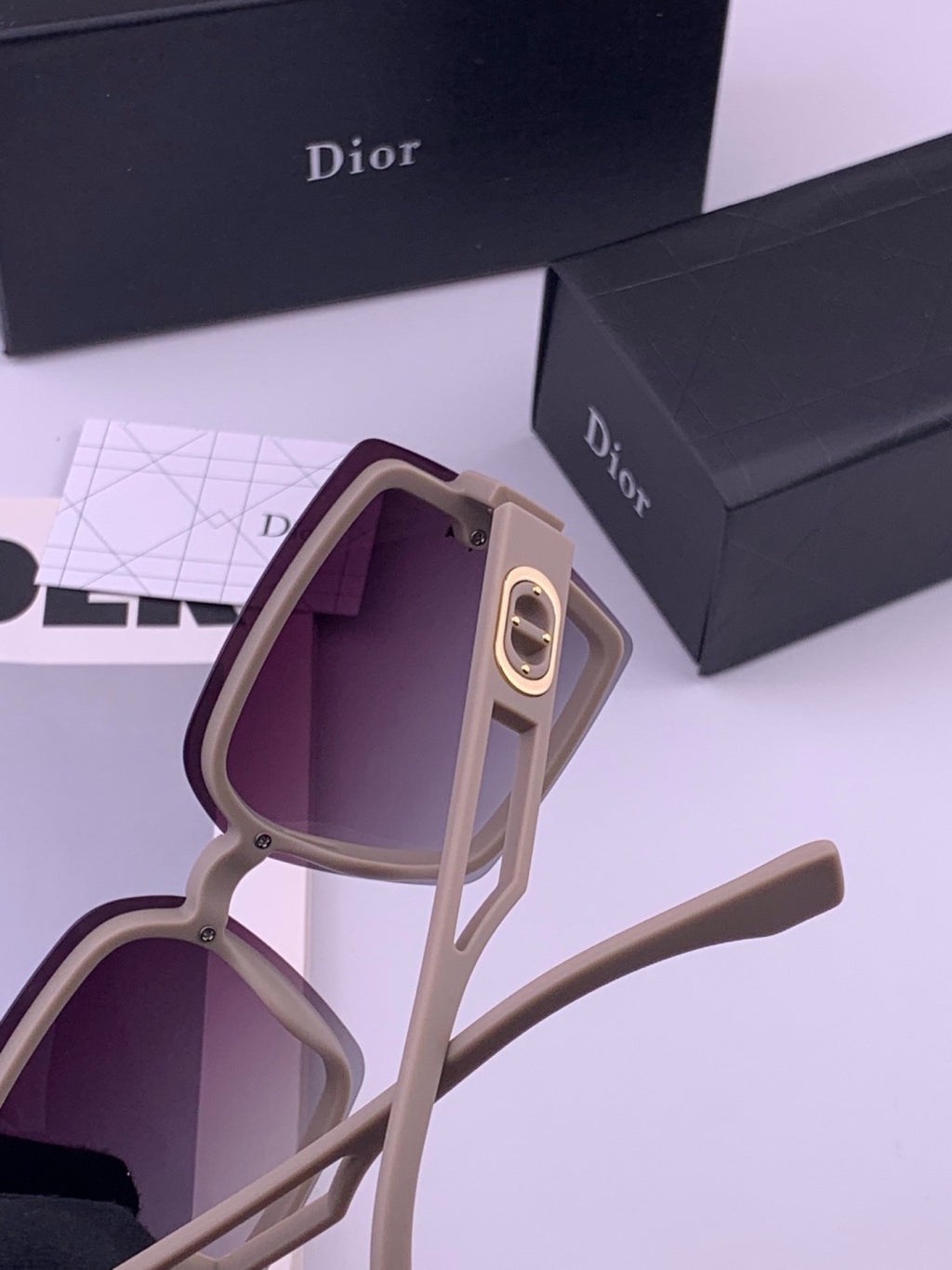 Dior D2292 Polarized Square Gold Lens Sunglasses for Men & Women - 371918 - detail image 3