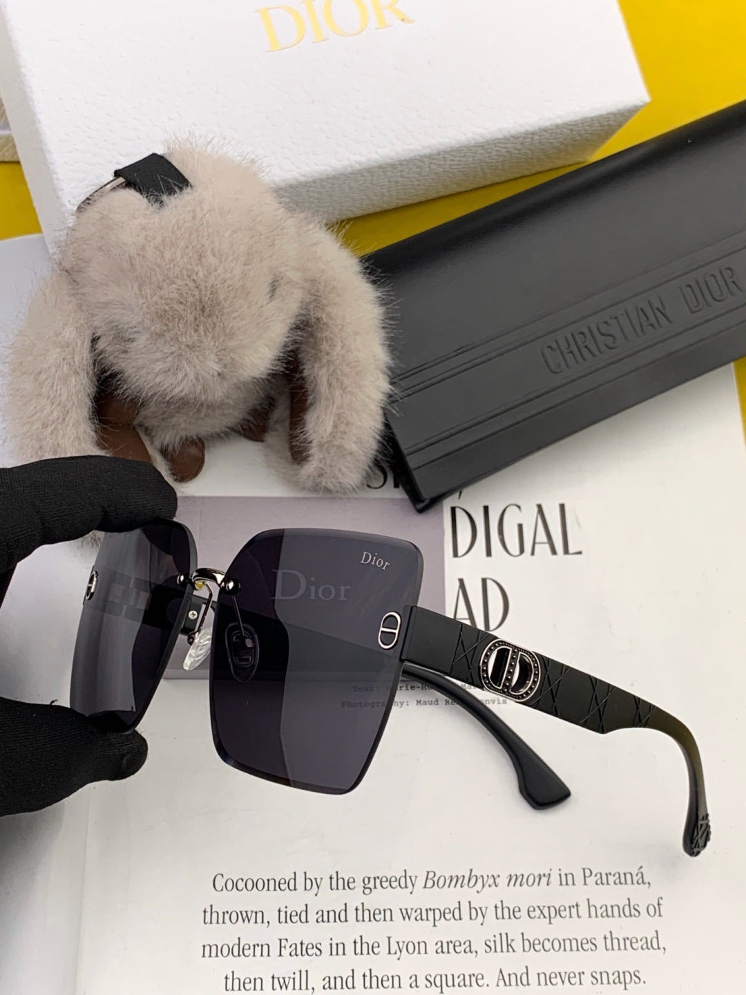 Dior D3550 Square Black Lens Sunglasses for Men & Women - 371913 - detail image 5
