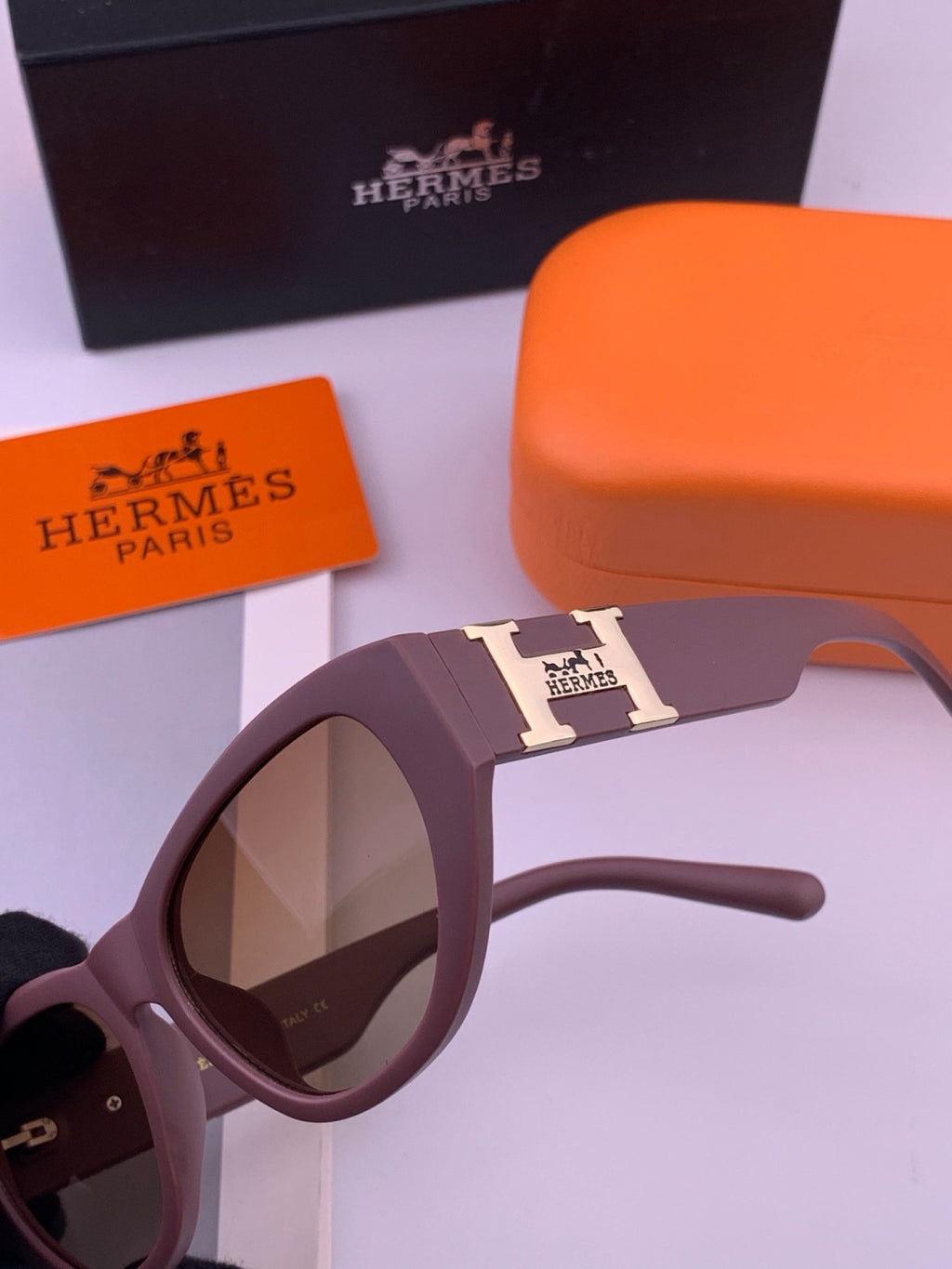 Hermès H37005 Square Red Lens Sunglasses for Men & Women - 372647 - detail image 2
