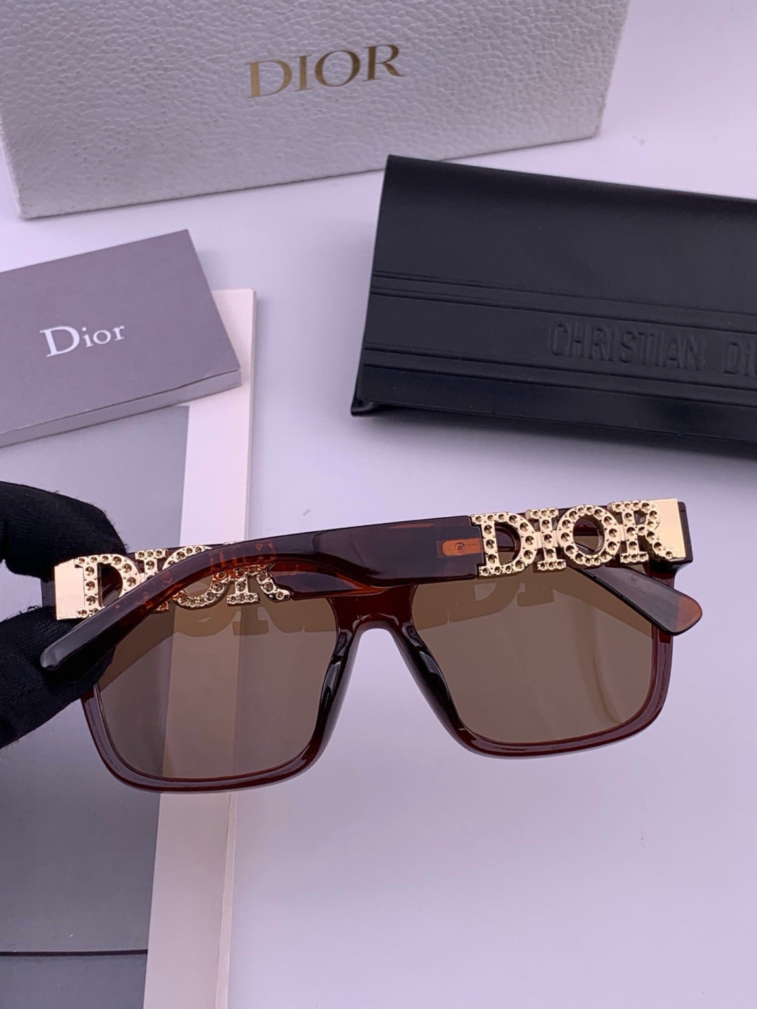 Dior D77000 Fashion Black Lens Sunglasses for Men & Women - 371965 - detail image 3