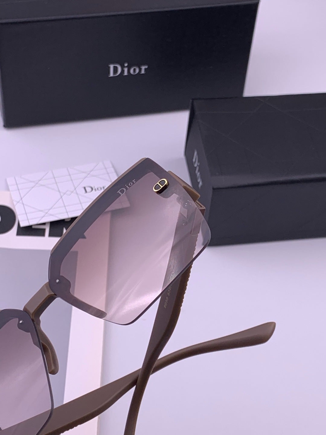 Dior D9805 Square Gold Lens Sunglasses for Men & Women - 371955 - detail image 3