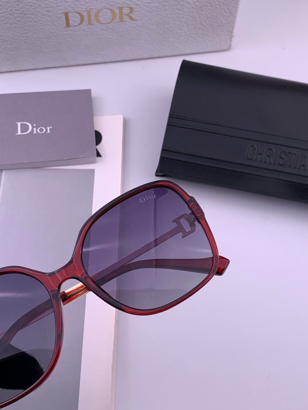 Dior D8266 Polarized Fashion Black Lens Sunglasses for Men & Women - 371956 - detail image 4