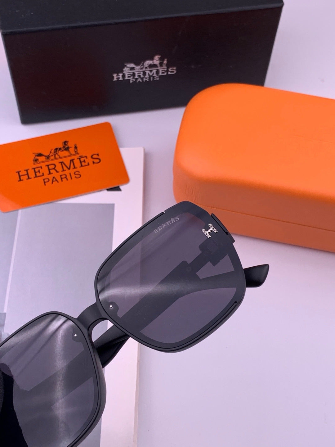 Hermès H8303 Square Black Lens Sunglasses for Men & Women - 372645 - detail image 6
