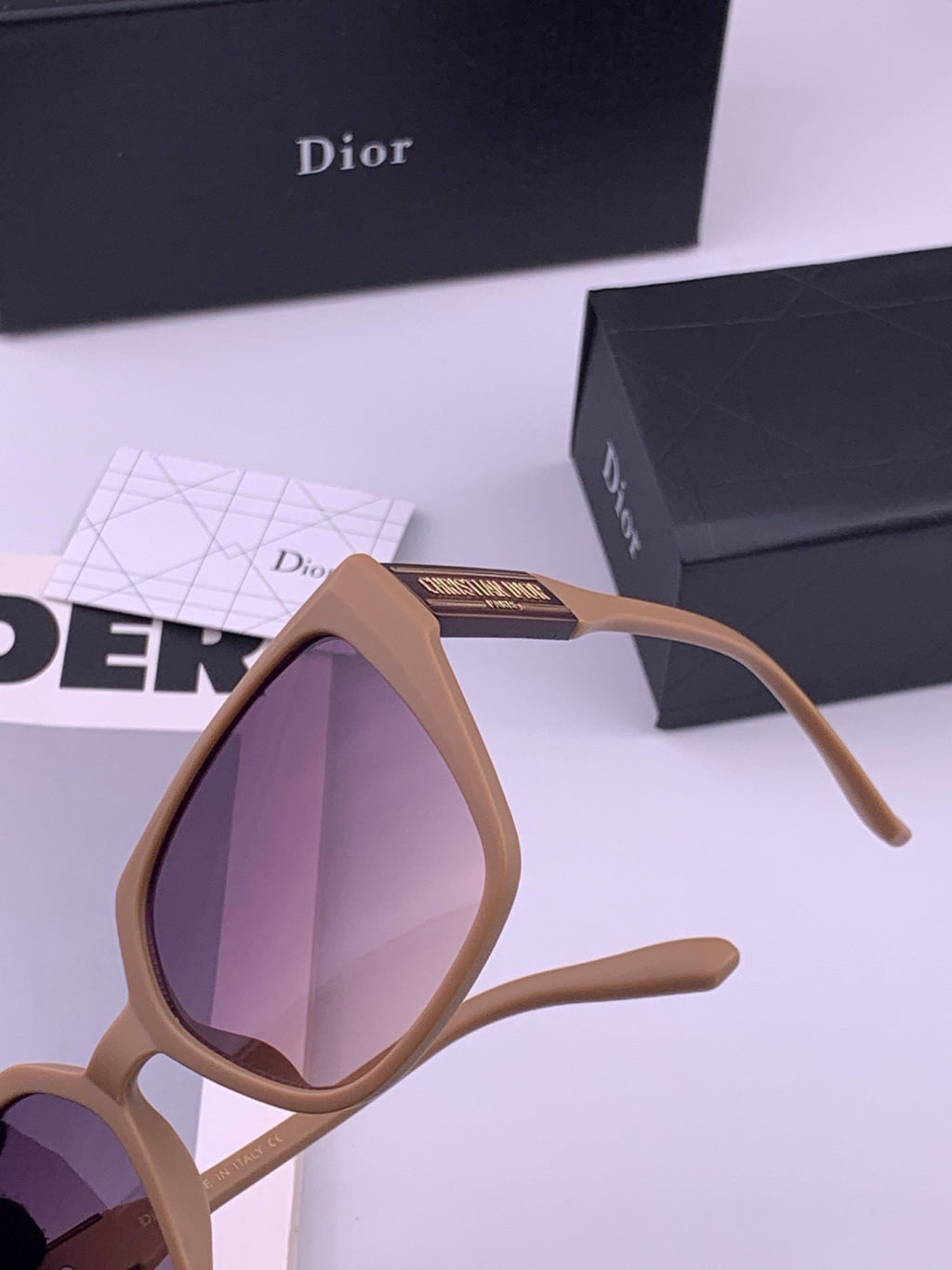 Dior D67706 Fashion Brown Lens Sunglasses for Men & Women - 371947 - detail image 3