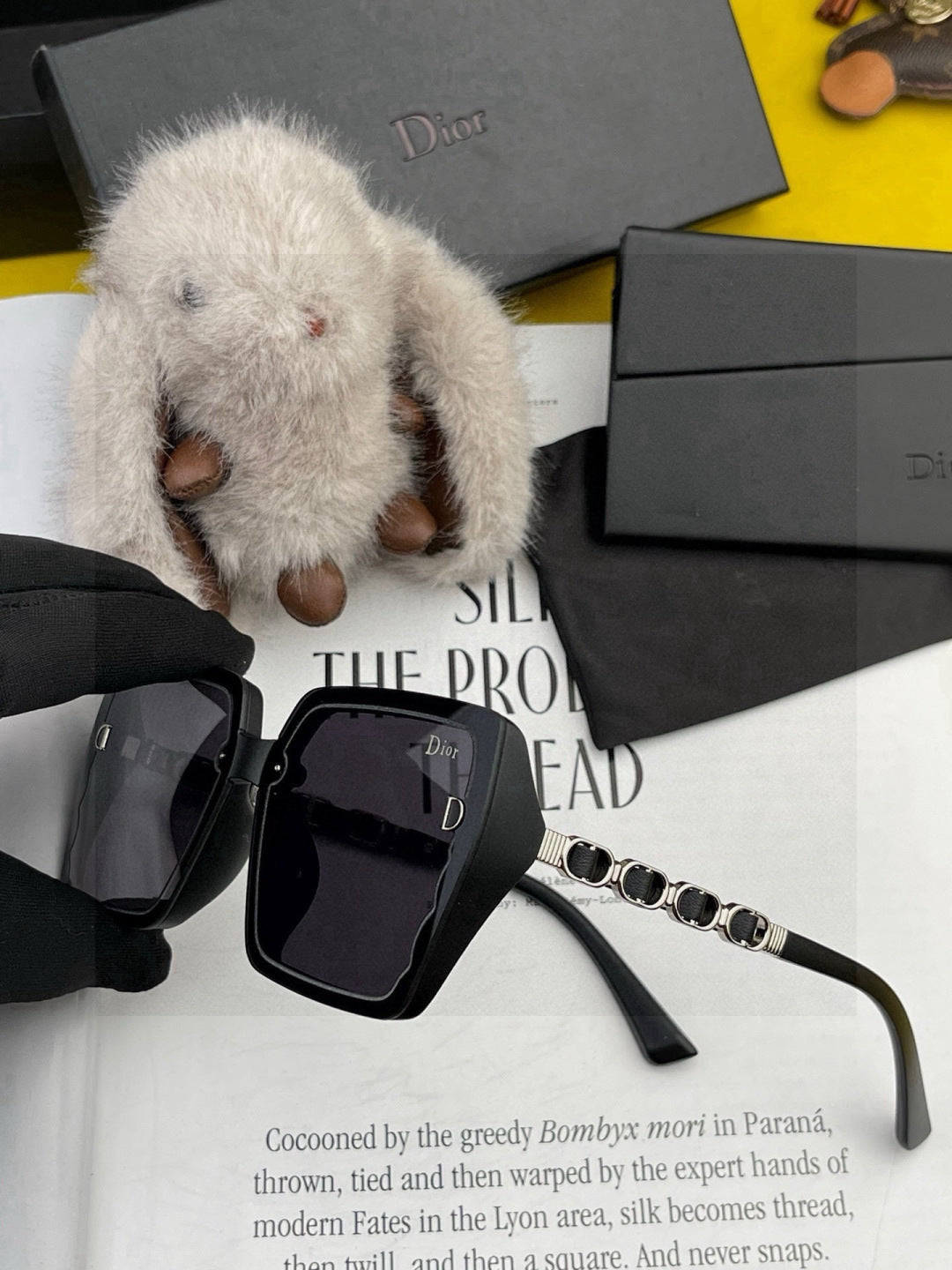 Dior CD5302 Square Gold Lens Sunglasses for Men & Women - 382375 - detail image 4