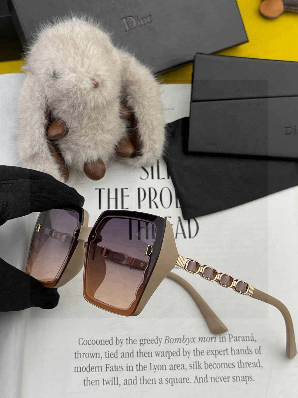 Dior CD5302 Square Gold Lens Sunglasses for Men & Women - 382375 - detail image 3