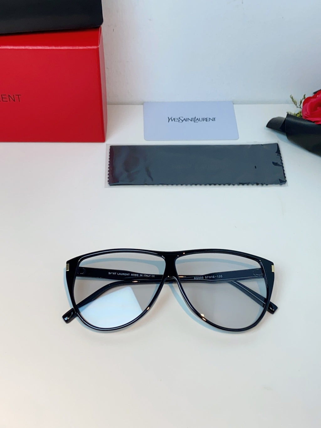 Saint Laurent Cat-Eye Silver Lens Sunglasses for Men & Women - 382478 - detail image 10