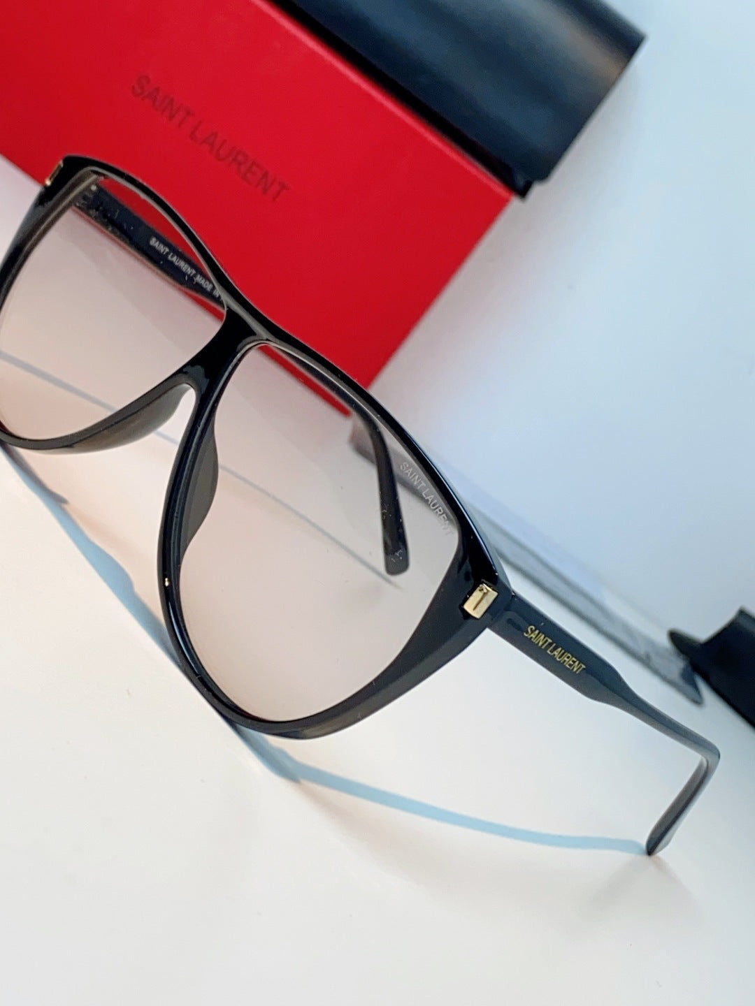 Saint Laurent Cat-Eye Silver Lens Sunglasses for Men & Women - 382479 - detail image 7