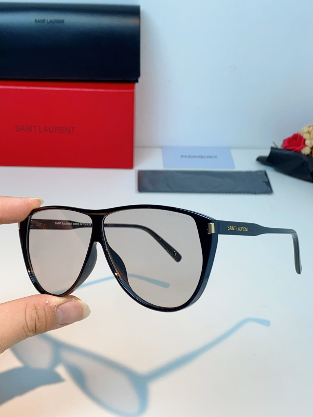 Saint Laurent Cat-Eye Silver Lens Sunglasses for Men & Women - 382479 - detail image 6