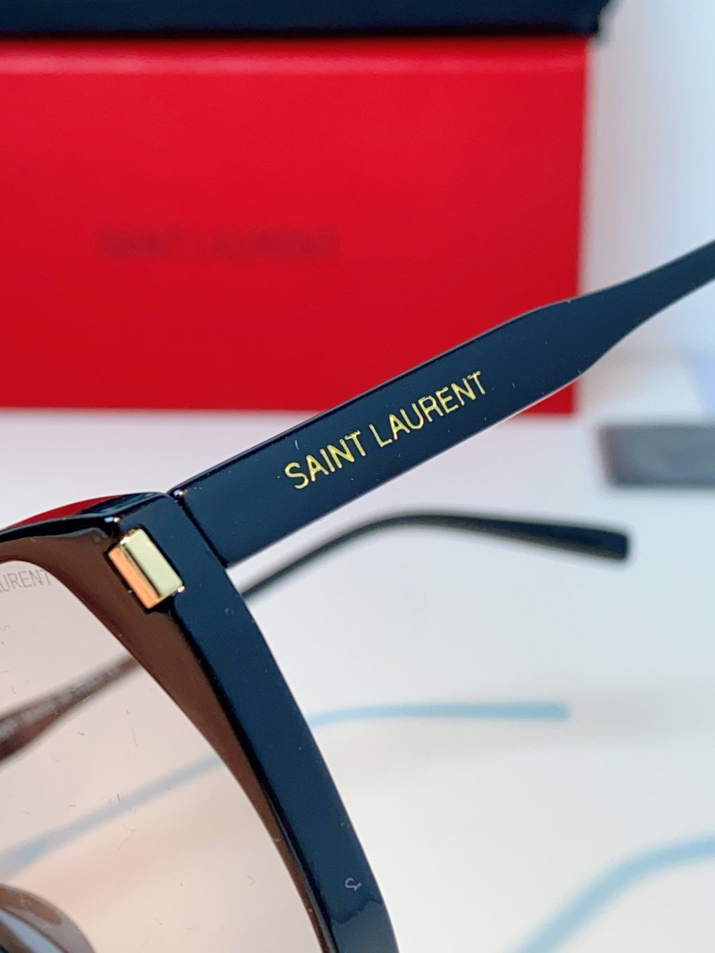 Saint Laurent Cat-Eye Silver Lens Sunglasses for Men & Women - 382479 - detail image 8