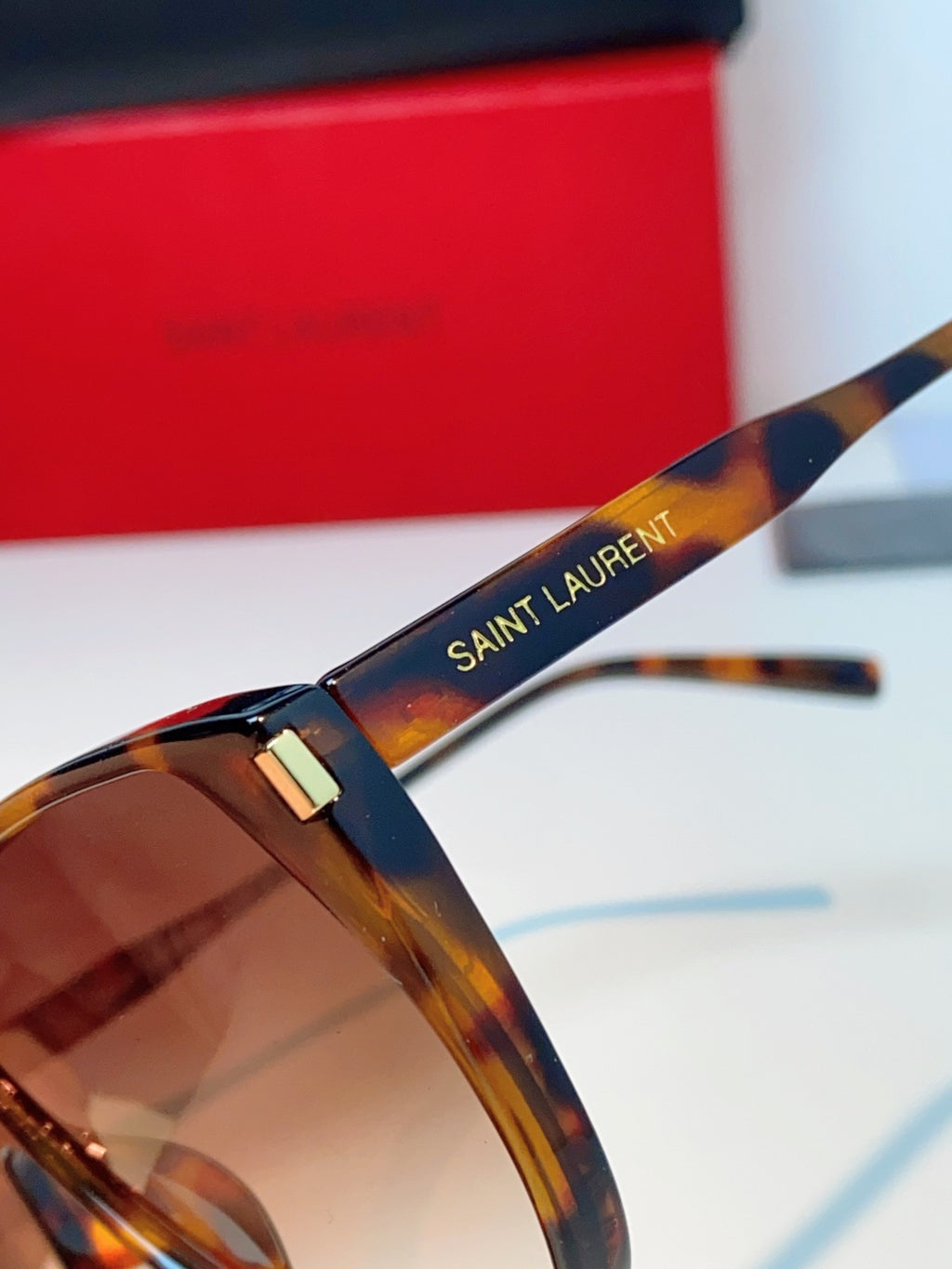 Saint Laurent Cat-Eye Red Lens Sunglasses for Men & Women - detail image 8