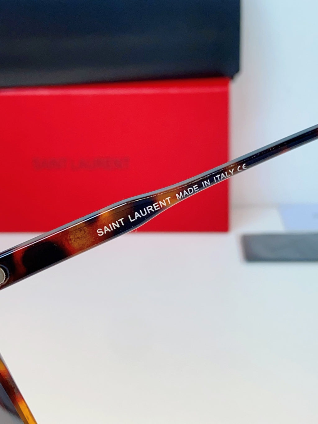 Saint Laurent Cat-Eye Red Lens Sunglasses for Men & Women - detail image 9
