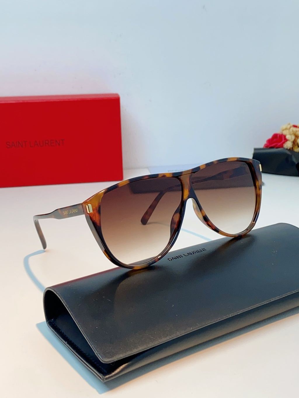 Saint Laurent Cat-Eye Red Lens Sunglasses for Men & Women - detail image 11