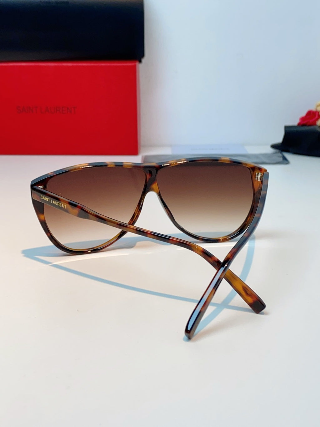 Saint Laurent Cat-Eye Red Lens Sunglasses for Men & Women - detail image 3