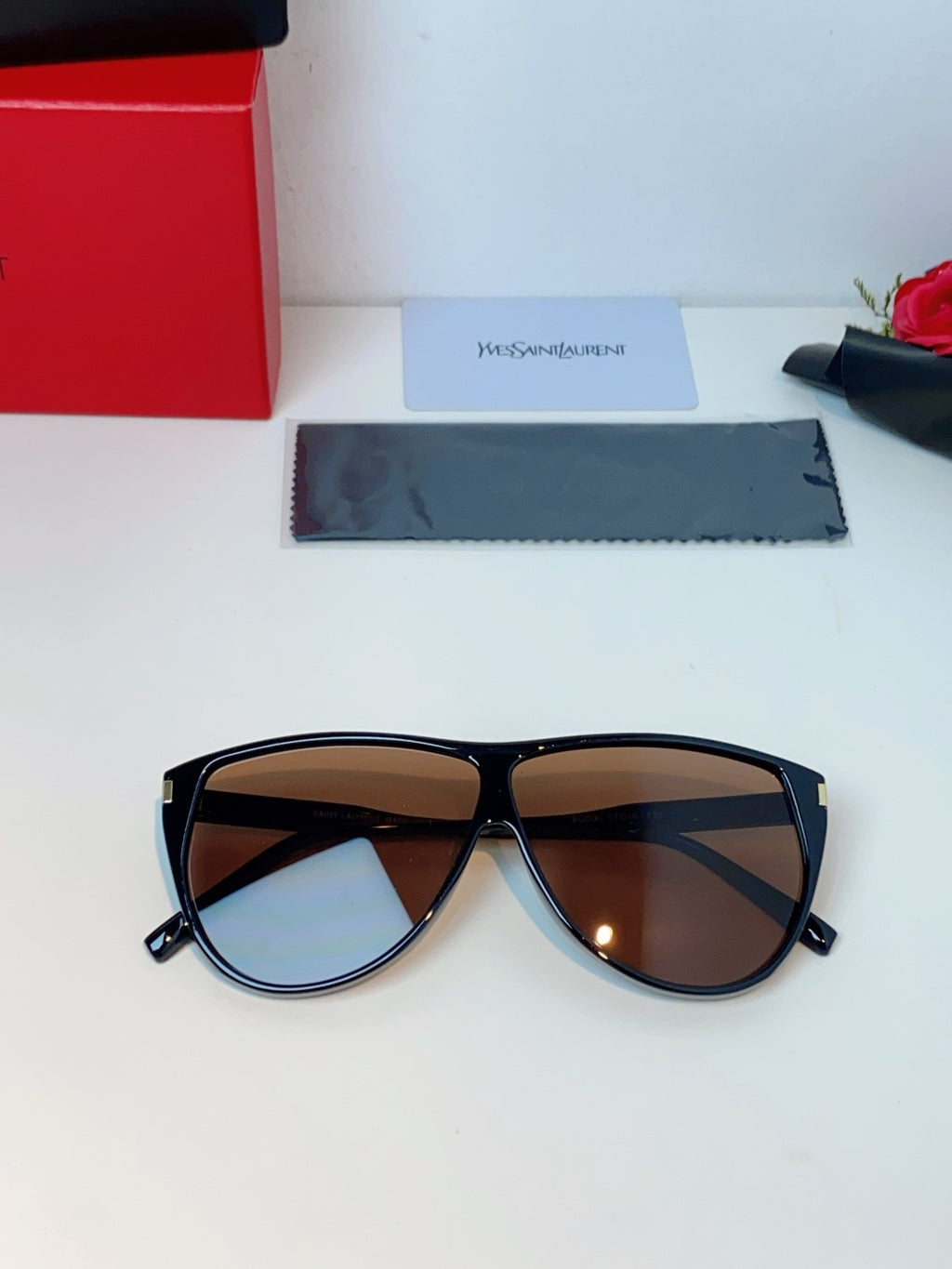 Saint Laurent Cat-Eye Brown Lens Sunglasses for Men & Women - detail image 10