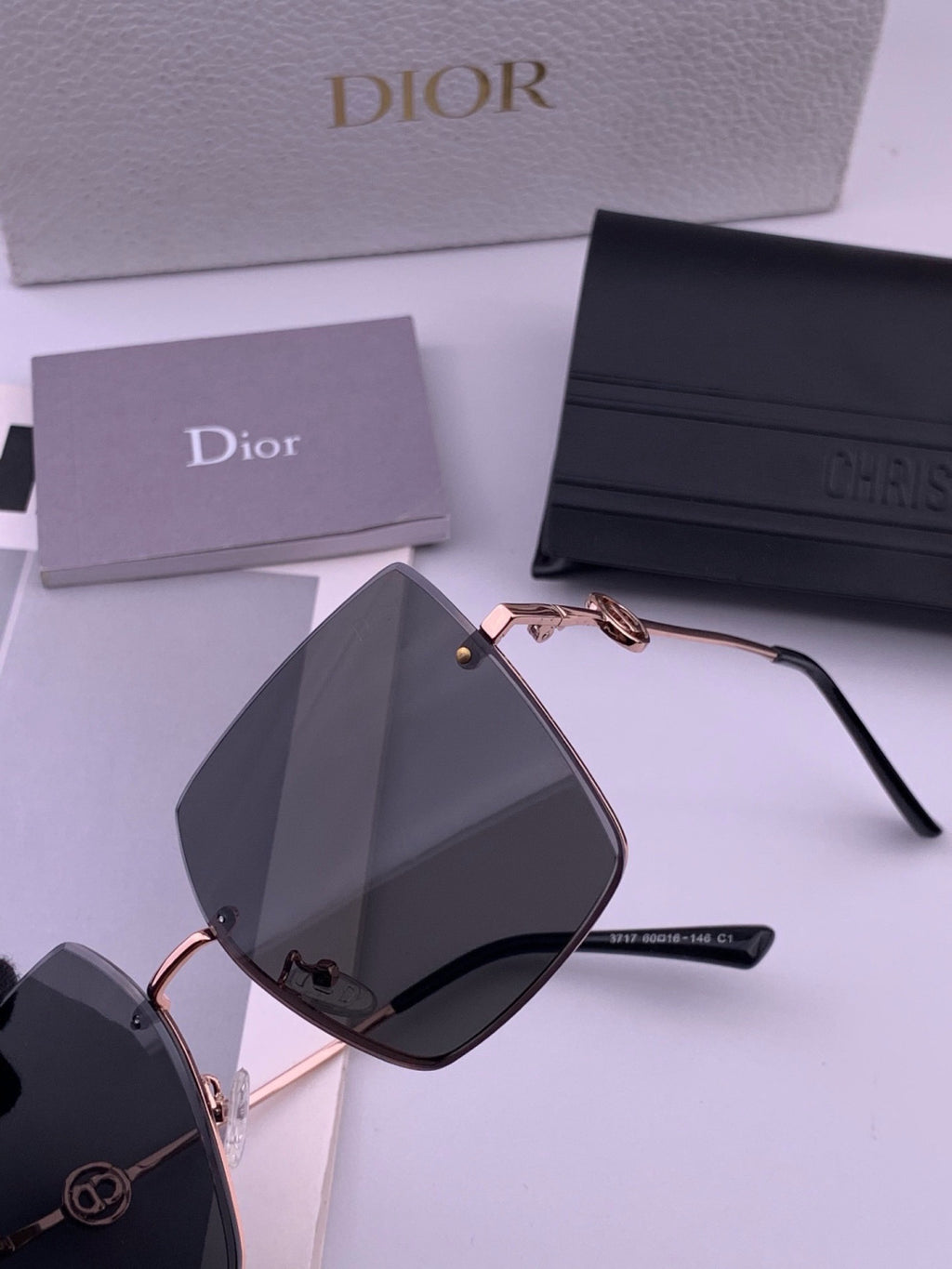 Dior CD7371 Lightweight Rimless Black Lens Sunglasses for Women - 382421 - detail image 3