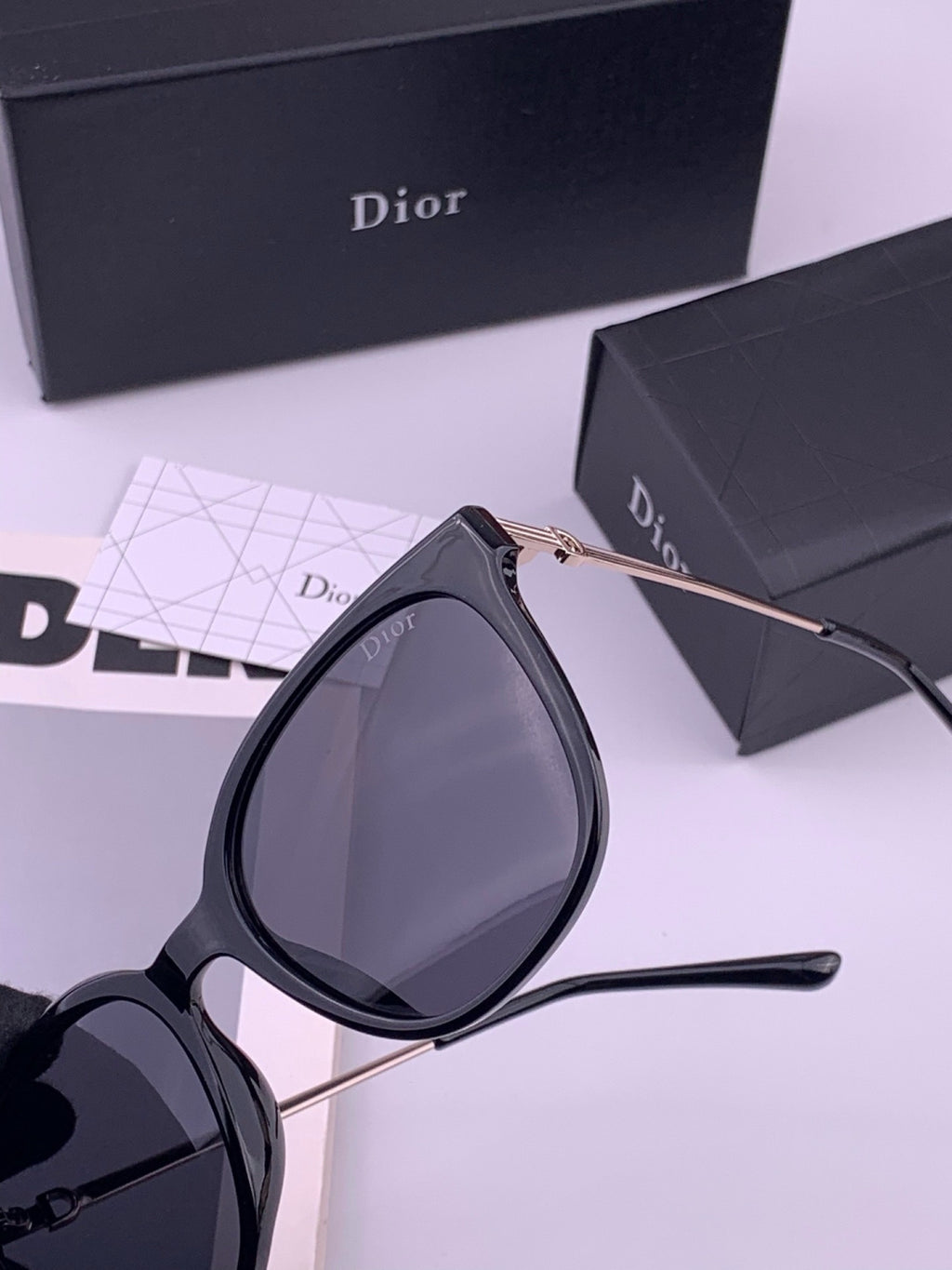 Dior D31101 Polarized Square Black Lens Sunglasses for Men & Women - 382455 - detail image 3