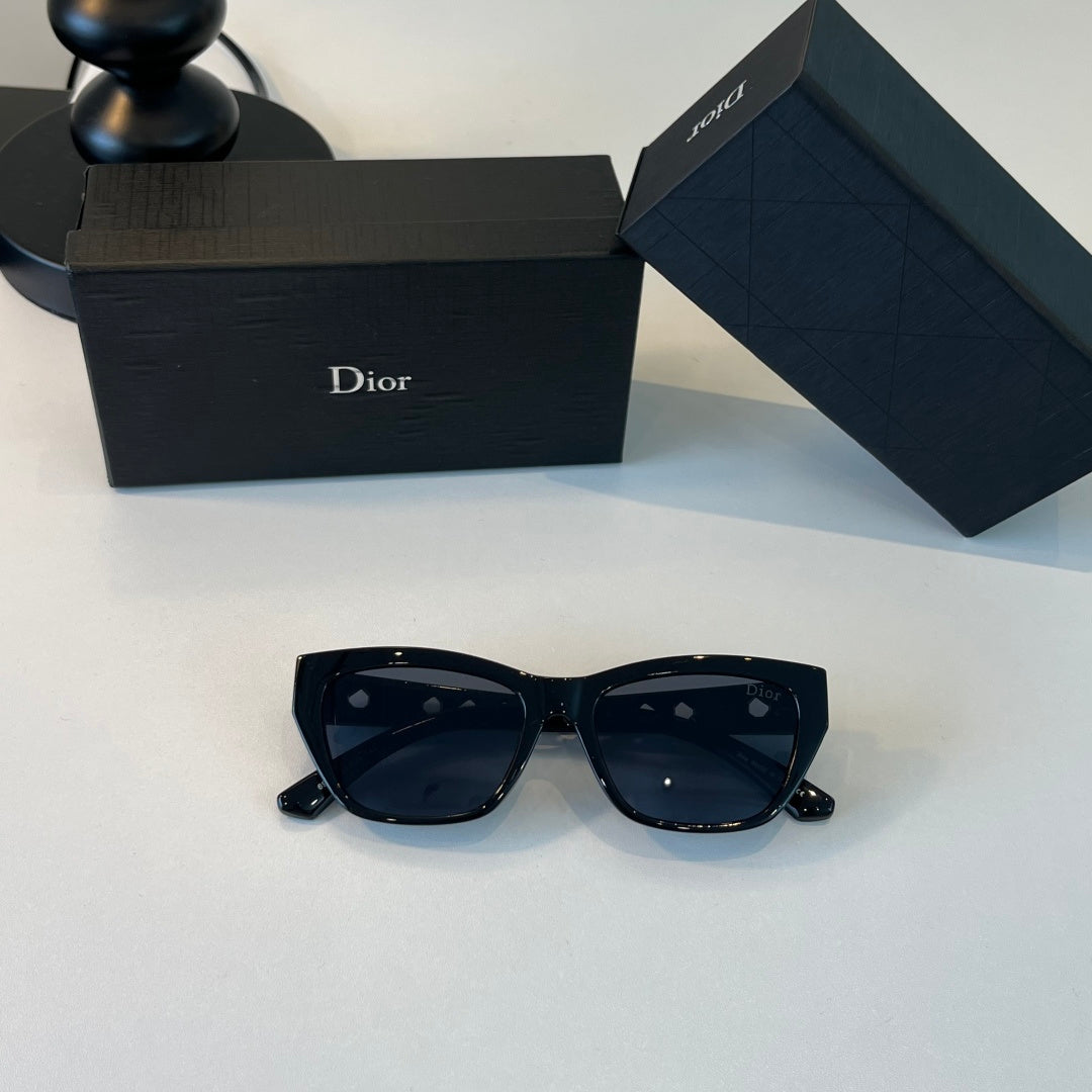 Dior Fashion Black Lens Sunglasses for Men & Women - 486849 - detail image 5
