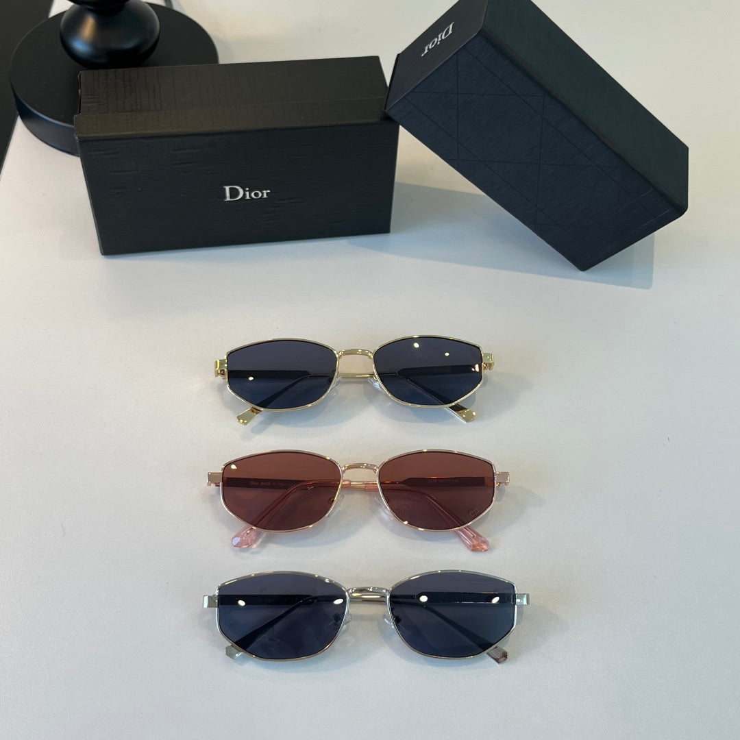 Dior Fashion Red Lens Sunglasses for Women - detail image 11